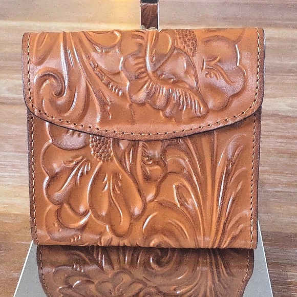 Patricia Nash Bags Patricia Nash Tooled Floral Leather Billfold